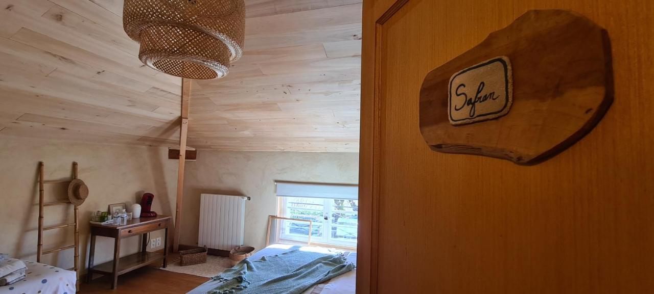 Le Coq En Repos Bed & Breakfast Saint-Sylvestre-sur-Lot Exterior foto