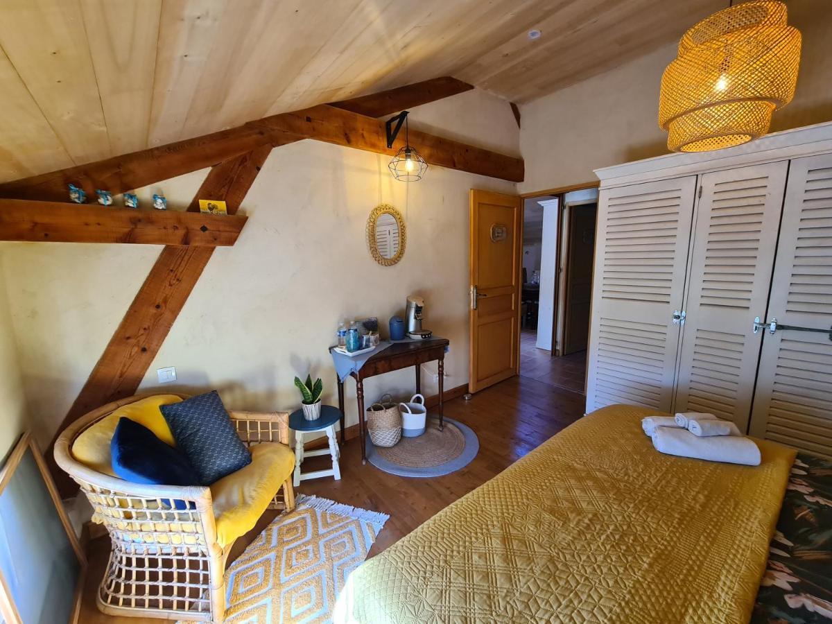Le Coq En Repos Bed & Breakfast Saint-Sylvestre-sur-Lot Exterior foto