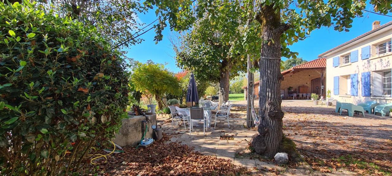 Le Coq En Repos Bed & Breakfast Saint-Sylvestre-sur-Lot Exterior foto