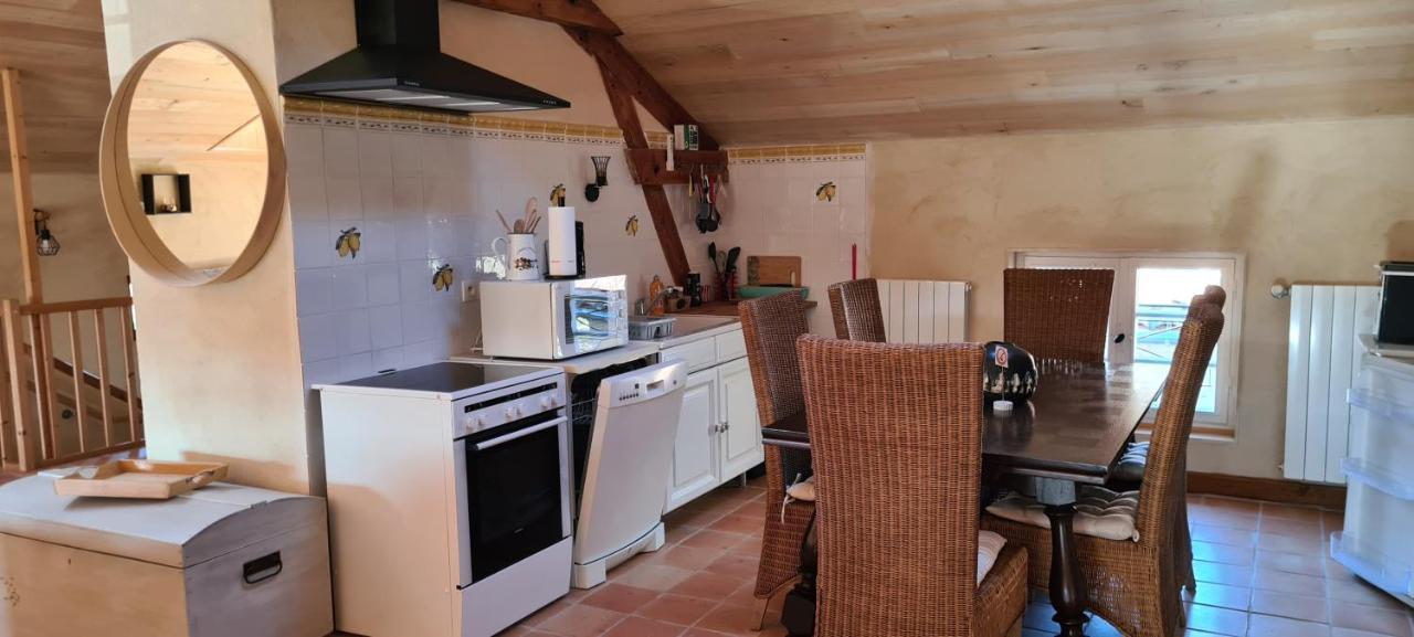 Le Coq En Repos Bed & Breakfast Saint-Sylvestre-sur-Lot Exterior foto
